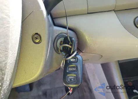 2002 Toyota Camry Le из США, поврежденный, VIN JTDBE32K020002957